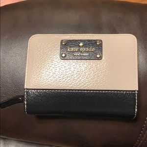 Kate Spade Wallet Black and Cream